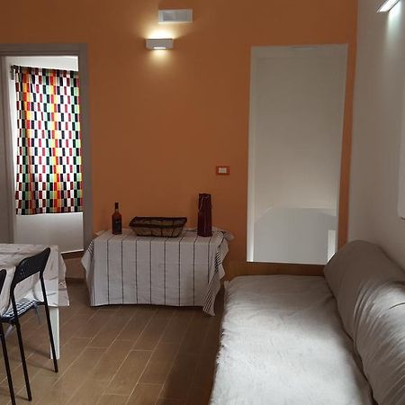 Dantes Home Катания Екстериор снимка